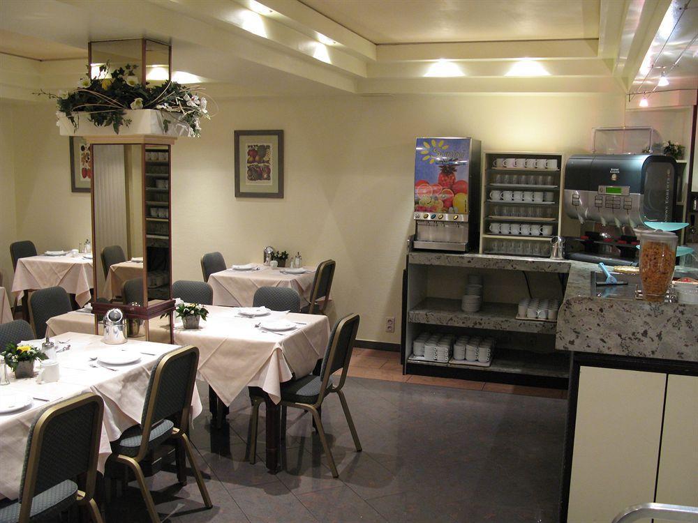 Hotel Best Western County House Saint-Gilles Restoran gambar