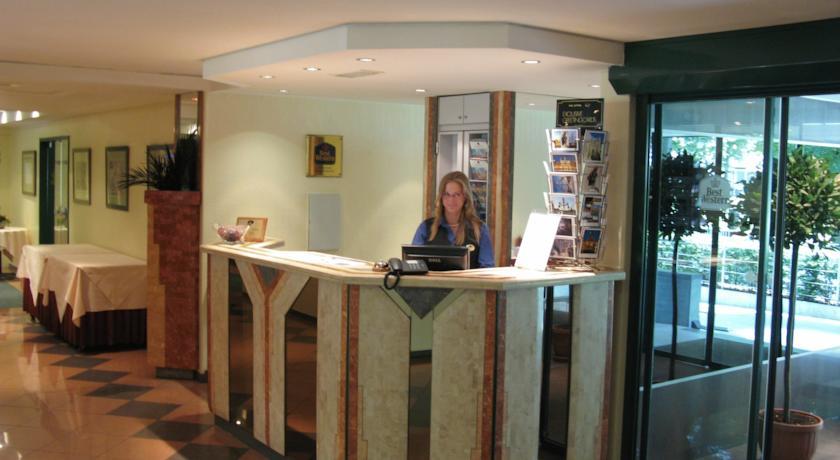 Hotel Best Western County House Saint-Gilles Dalaman gambar