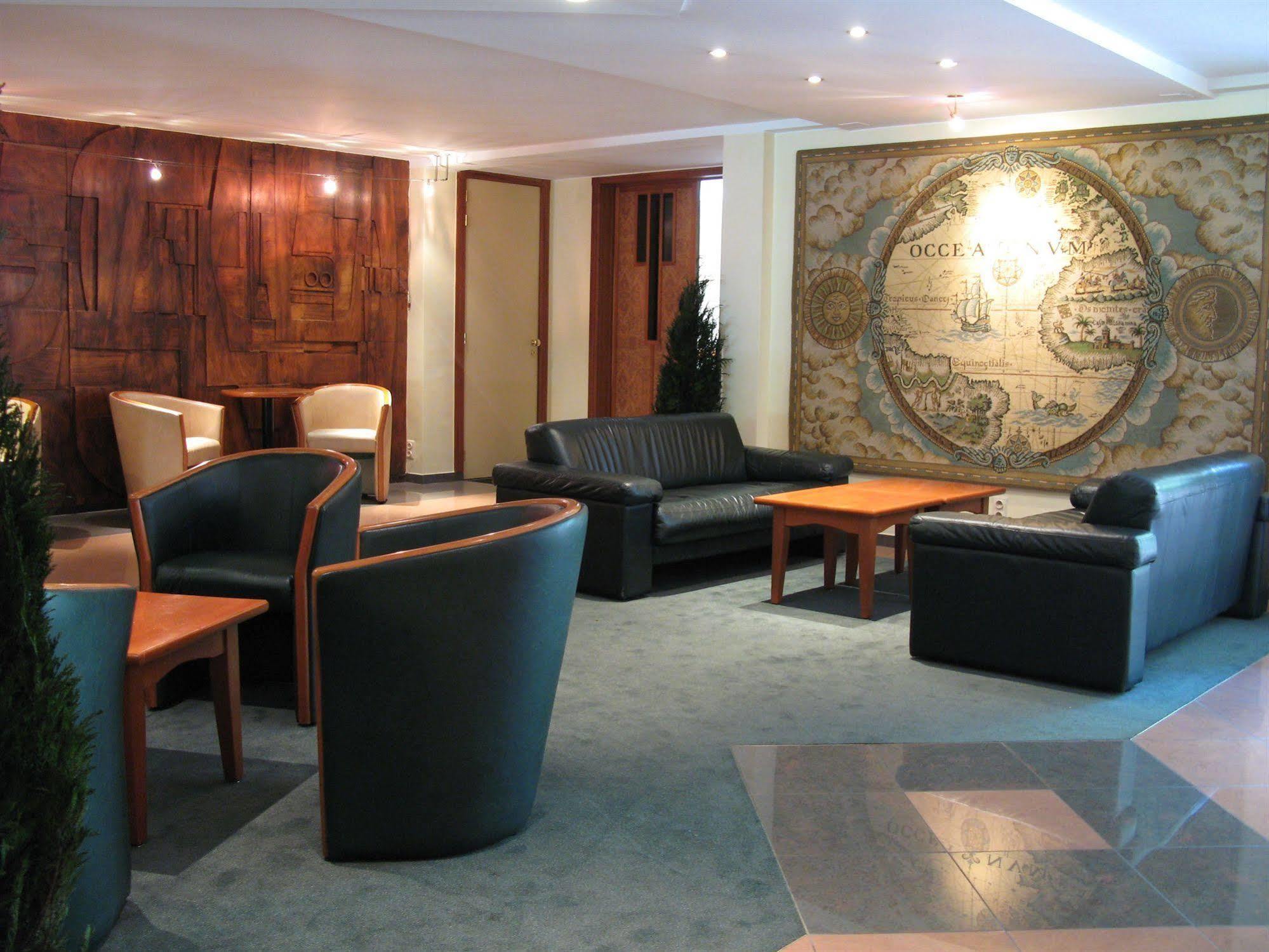 Hotel Best Western County House Saint-Gilles Dalaman gambar