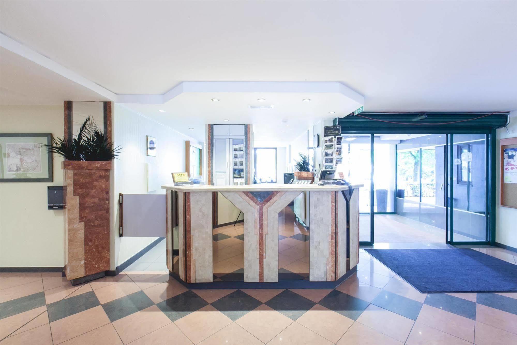 Hotel Best Western County House Saint-Gilles Luaran gambar